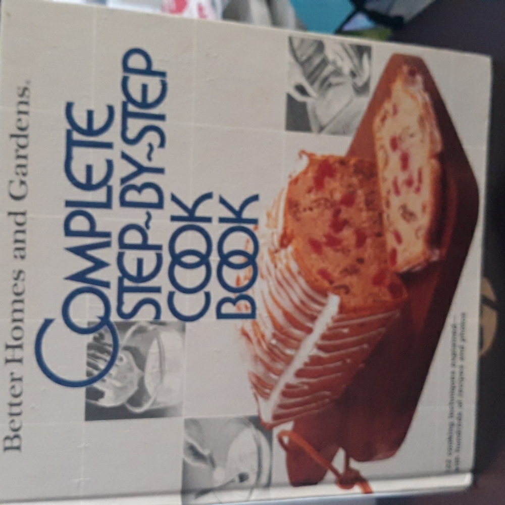 Complete step by step Better Homes and Gardens cookbook